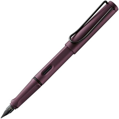 LAMY safari scarlet - Fountain Pen with ergonomic grip & polished steel nib in size B - ideal for any Writing & Calligraphy - including LAMY T 10 blue cartridge - Right-Handed