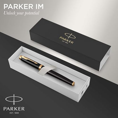Parker IM Fountain Pen, Black Lacquer with Gold Trim, Fine Nib - Includes Blue Ink Refill and Elegant Gift Box