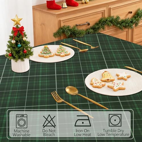 DWCN Checkered Tablecloth, 54 x 80 Inch, Rectangular, Christmas Green