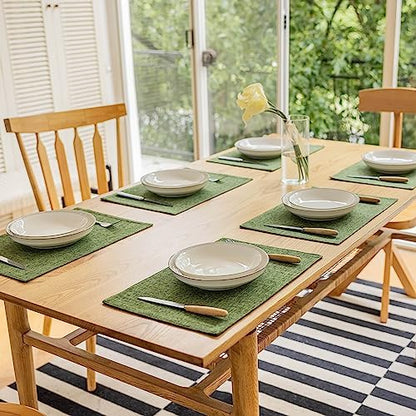 Demetex Green Placemats Set of 6 Vintage Cloth Textured Place Mats Stain Resistant for Holiday Barbecue and Dinning Table, Green