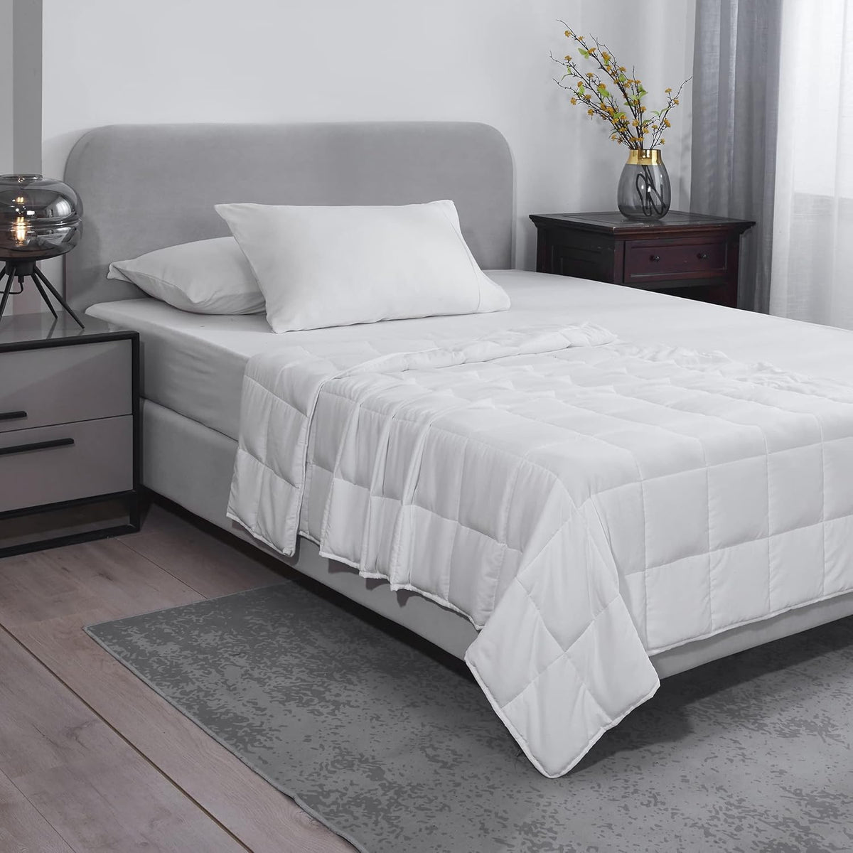 L'AGRATY Weighted Blanket - 48"x72" 15lbs Cooling Breathable Heavy Blanket Microfiber Material with Glass Beads Big Blanket for Adult All-Season Summer Fall Winter Soft Thick Comfort Blanket